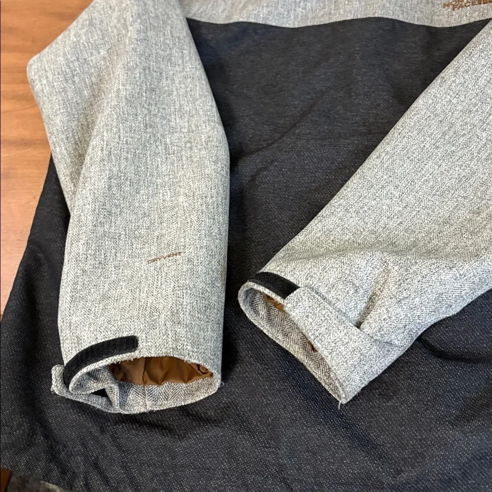 The North Face Millerton Gray and Black Performance Jacket Size XL